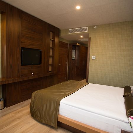 Sky Business Hotel Antalia Esterno foto