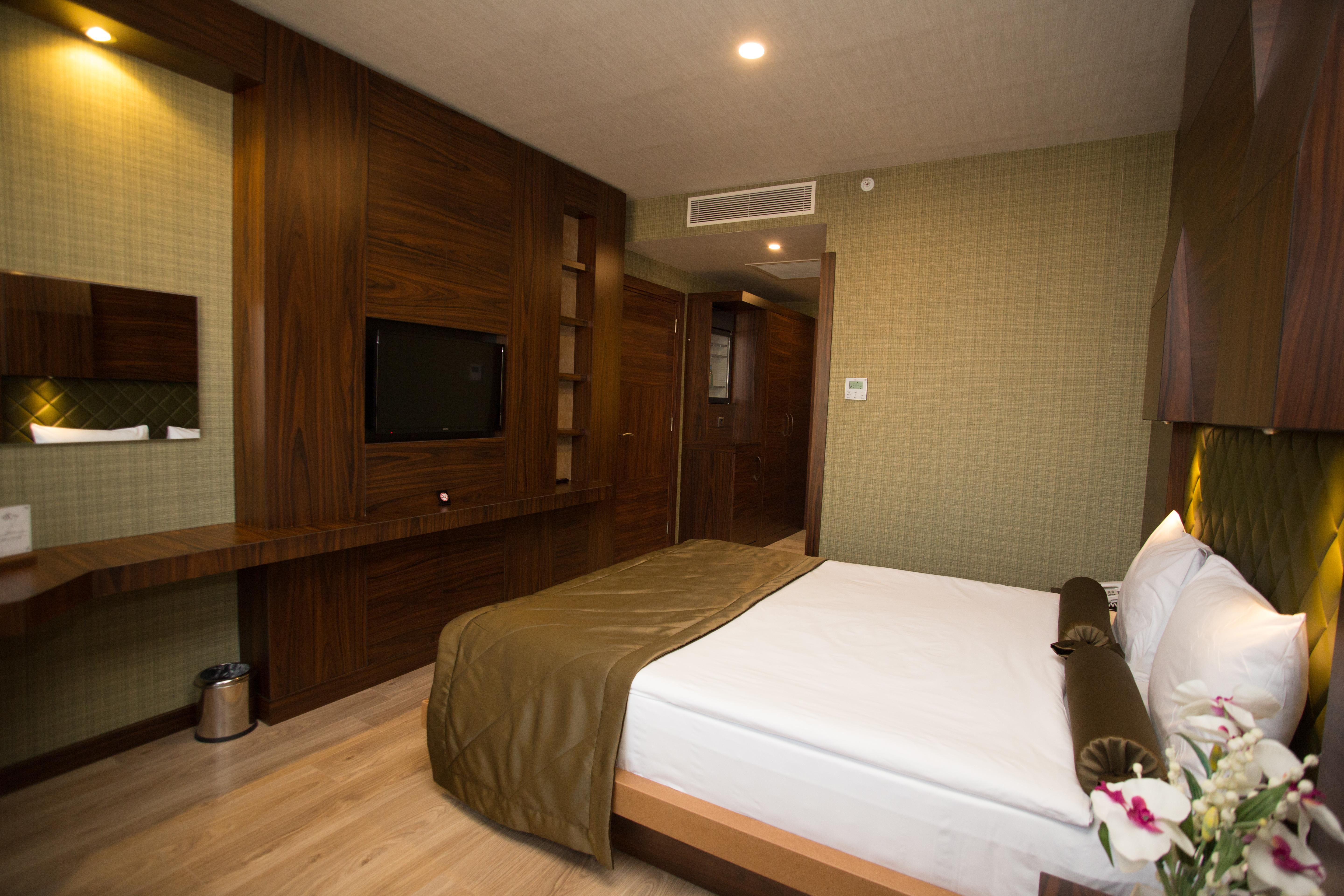 Sky Business Hotel Antalia Esterno foto