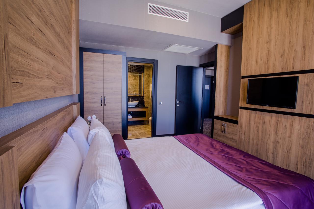 Sky Business Hotel Antalia Esterno foto