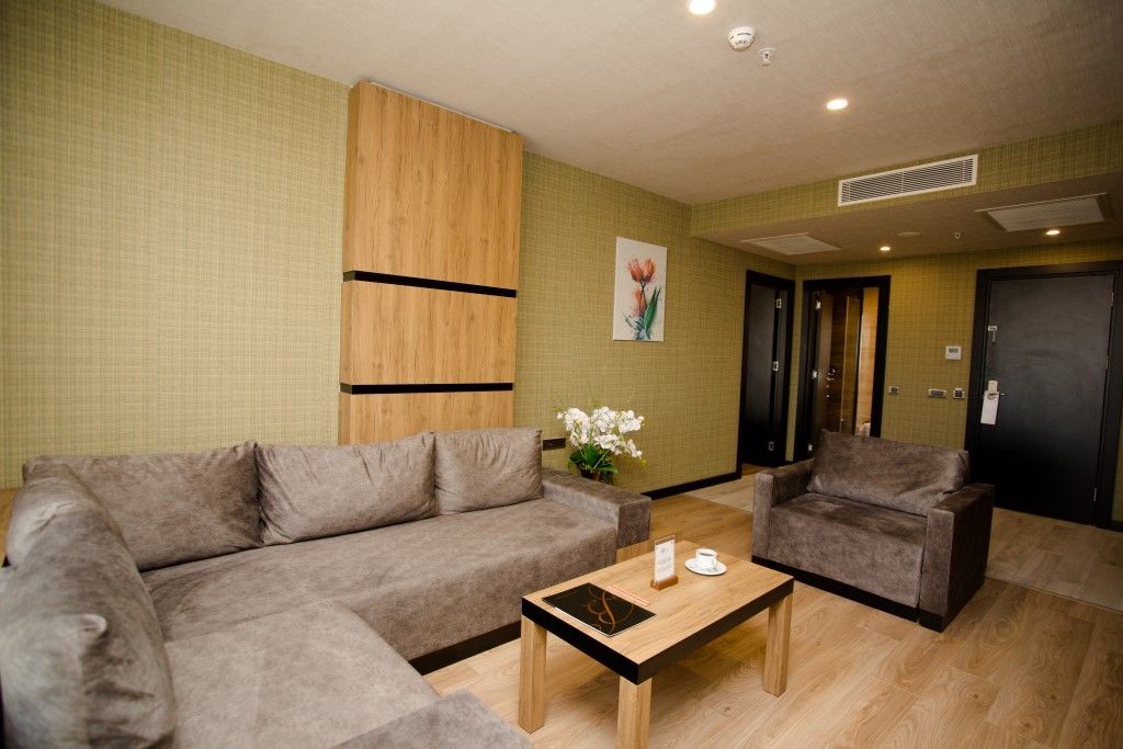 Sky Business Hotel Antalia Esterno foto