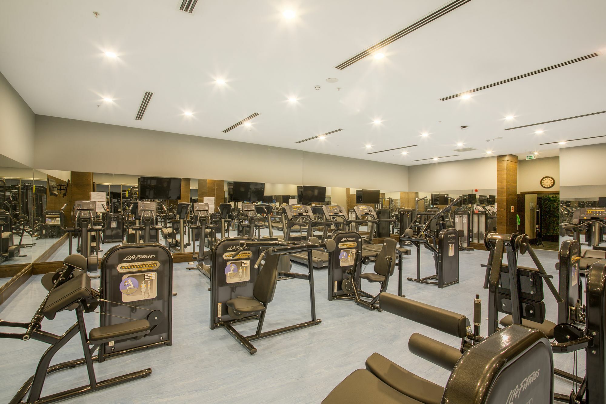 Sky Business Hotel Antalia Esterno foto